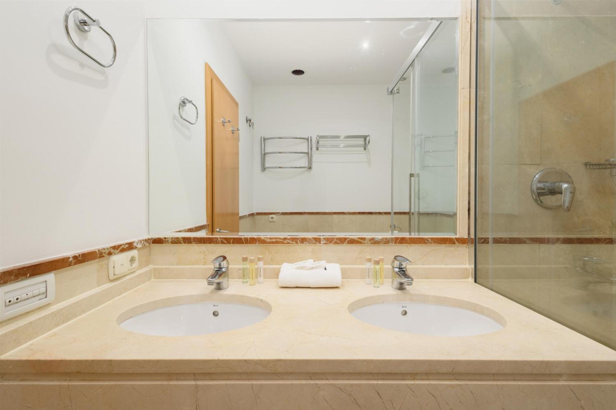 3 Bedroom Apartment, With Private Garden And Terrace, In Puerto Banus Apartment