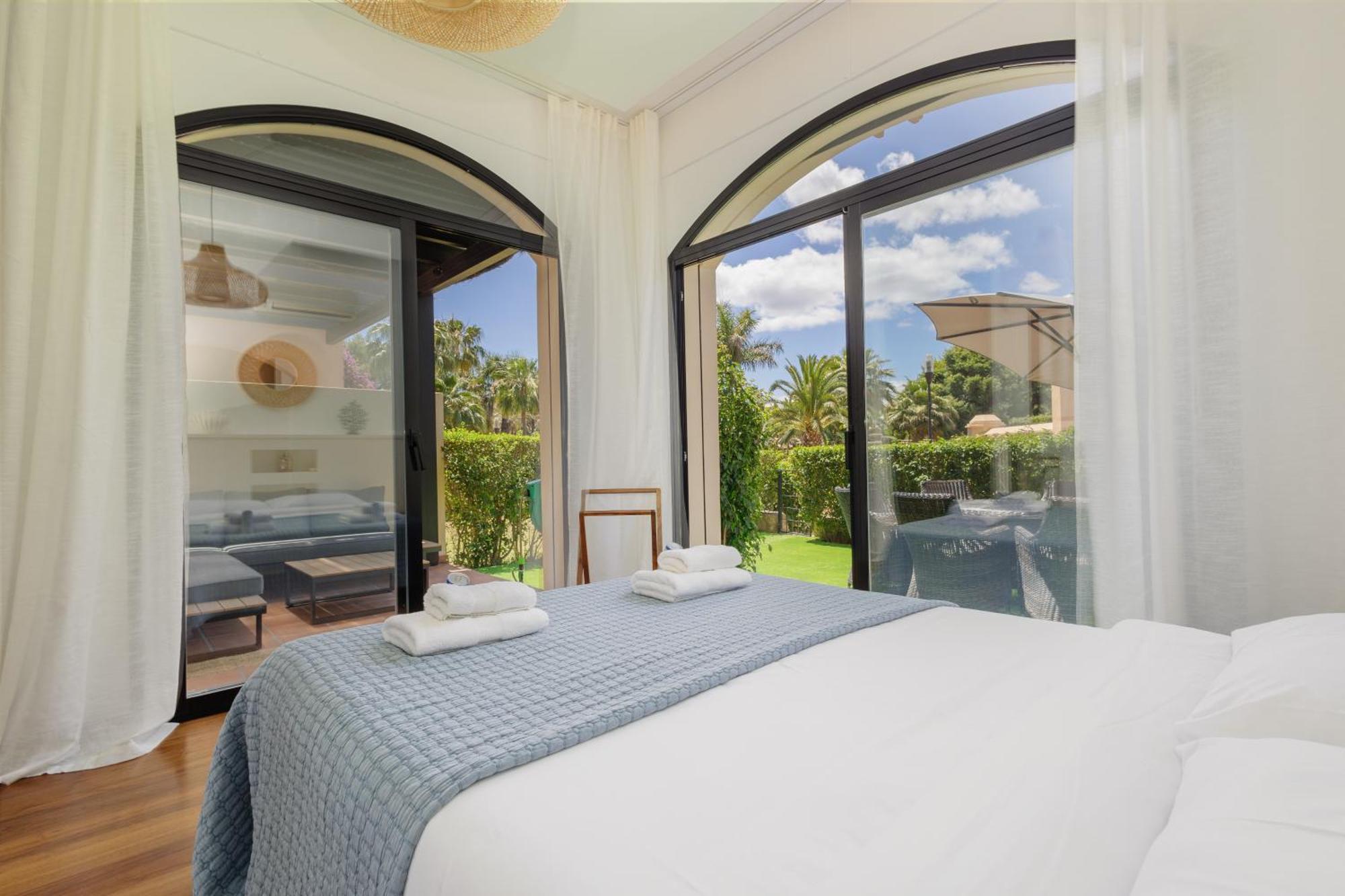 3 Bedroom Apartment, With Private Garden And Terrace, In Puerto Banus * Marbella